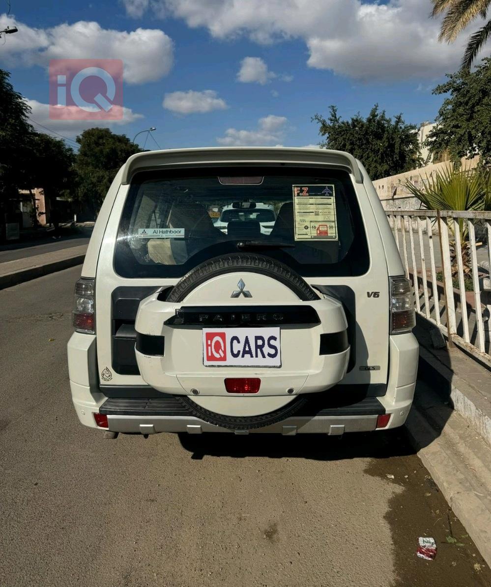 ميتسوبيشي باجيرو